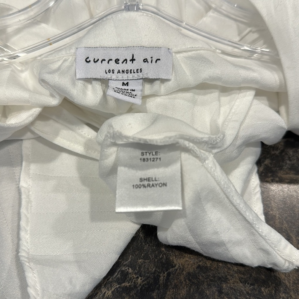 Current Air Tie Front Button Top - image 6